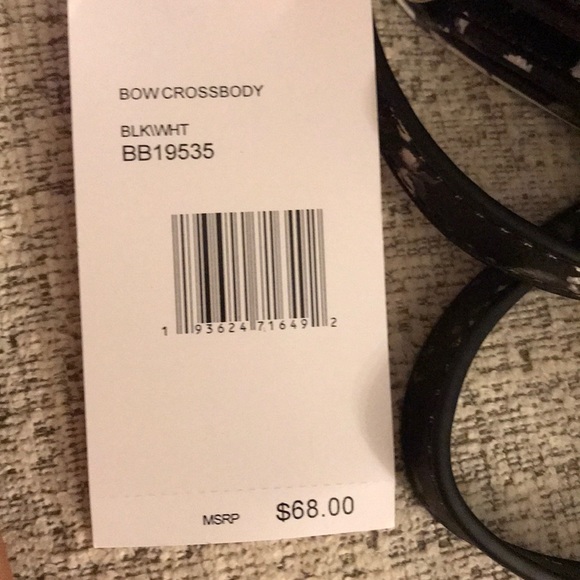 Betsey Johnson black white floral bow crossbody - Picture 8 of 8